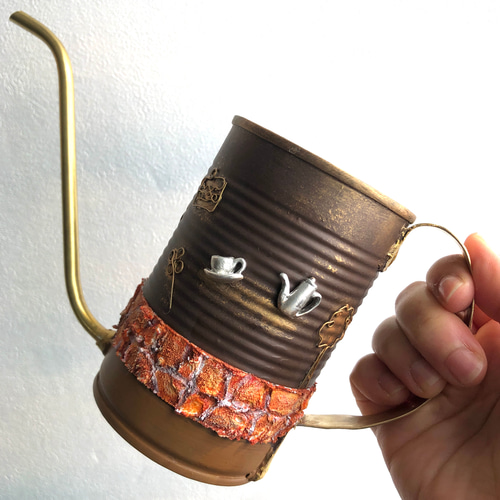 リメイク缶ミニじょうろ 水やりを楽しく「カフェ・ホワイト」真鍮