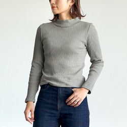 【美品】ドゥーズィエムクラス　ニット　トップス　セーターリネンハイネックニット ハイネックニットトップス/カーキ ニット・セーター UZUiRO 通販