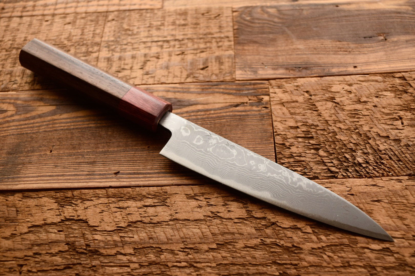 手造り鍛造 ダマスカス 多層鋼 ペティナイフ 135mm 包丁 紫檀 (ローズウッド) 八角柄