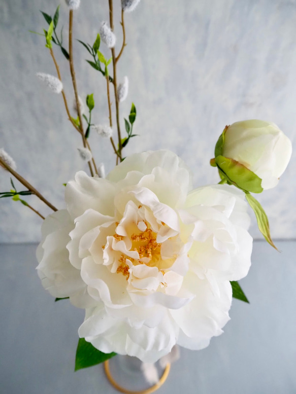 リニューアル✨【大輪ホワイト芍薬と猫柳】｜アーティフィシャルフラワー 花瓶アレンジ| 春｜ギフト・インテリア雑貨 7枚目の画像