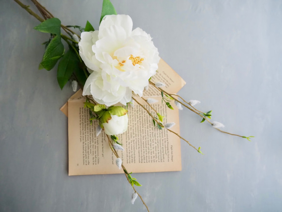 リニューアル✨【大輪ホワイト芍薬と猫柳】｜アーティフィシャルフラワー 花瓶アレンジ| 春｜ギフト・インテリア雑貨 3枚目の画像