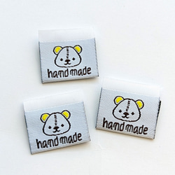 新品タグ有り✩レッキス✩幅42✩柔らか✩ふわふわ✩ポケット有✩留め具有り 商用可】ハンドメイドタグ 大ロット50枚 刺繍タグ 四角タグ