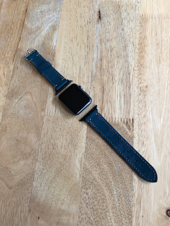 【本革】Apple Watch レザーベルト  大人気カモフラ柄 男女兼用 7枚目の画像