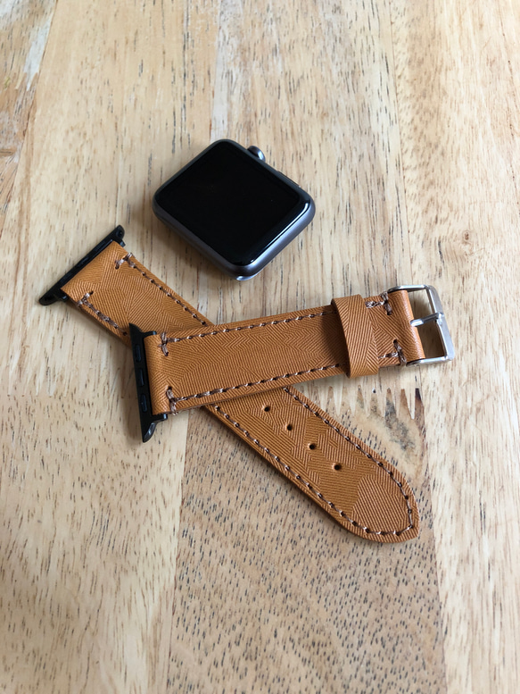 【本革】Apple Watch レザーベルト 大人気カモフラ柄 男女兼用 1枚目の画像