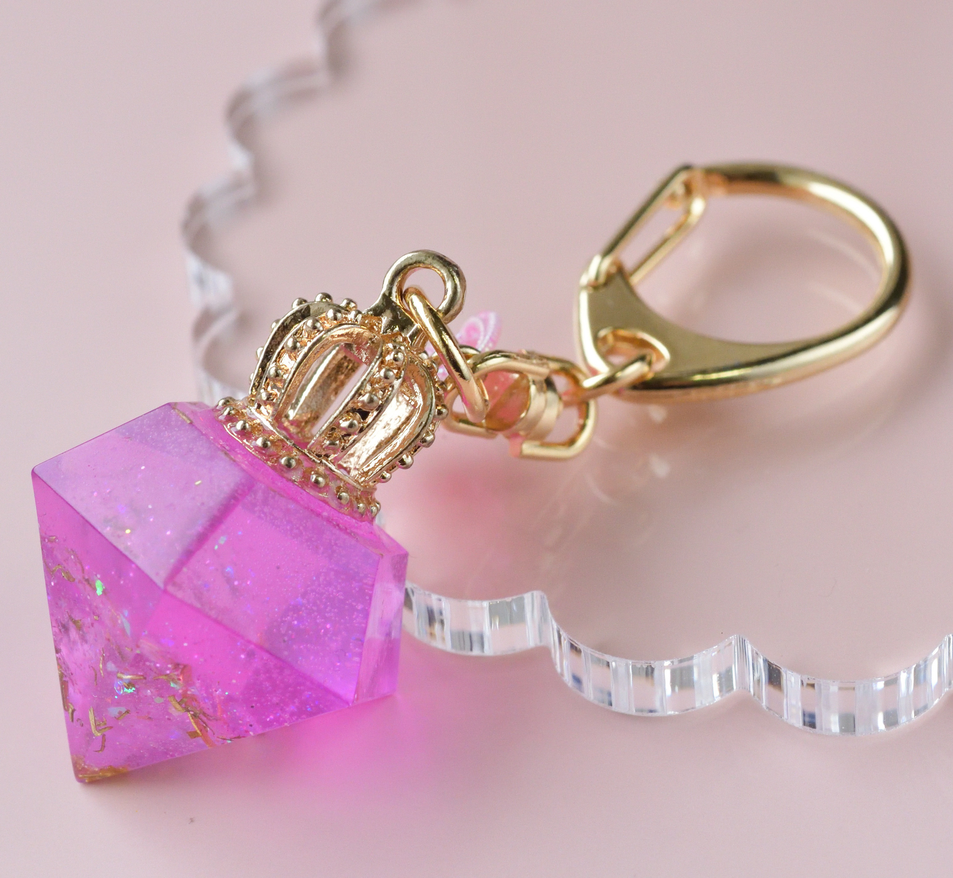 受注製作】ダイヤオルゴナイト キーホルダー ピンク 水晶 誕生石 4月 