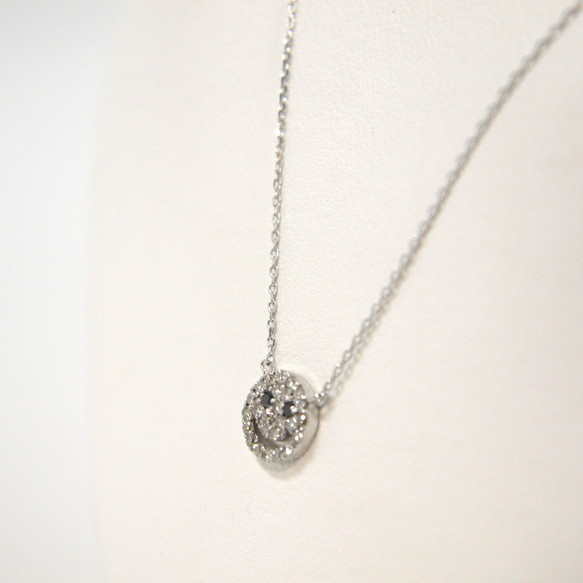 【受注生産】可愛いスマイルデザインのダイヤモンドネックレス☆ K18WGダイヤ ネックレス 0.15ct ホワイト 3枚目の画像