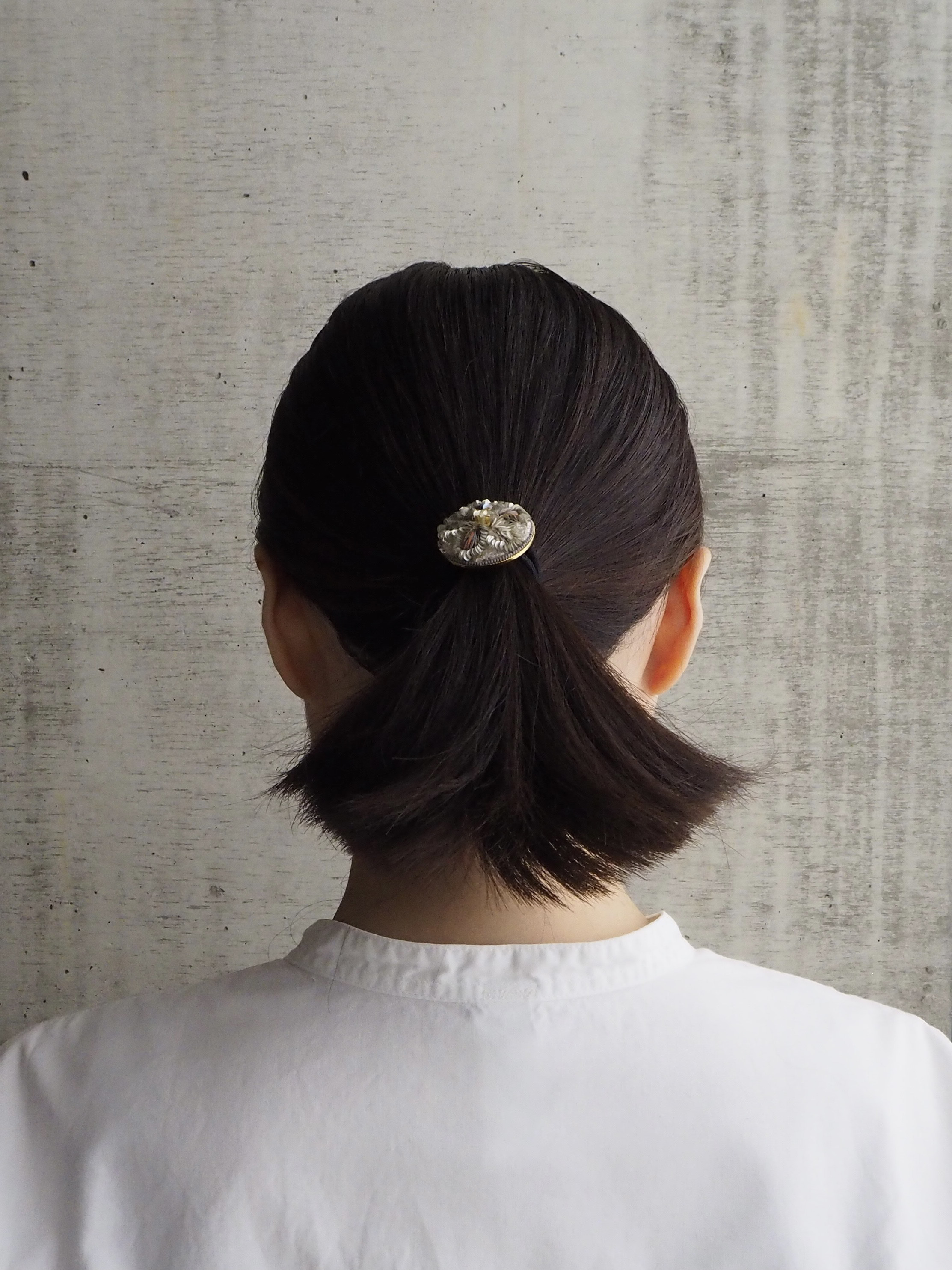 Curiosité - F ヘアゴム◽️刺繍ヘアアクセサリー オートクチュール刺繍