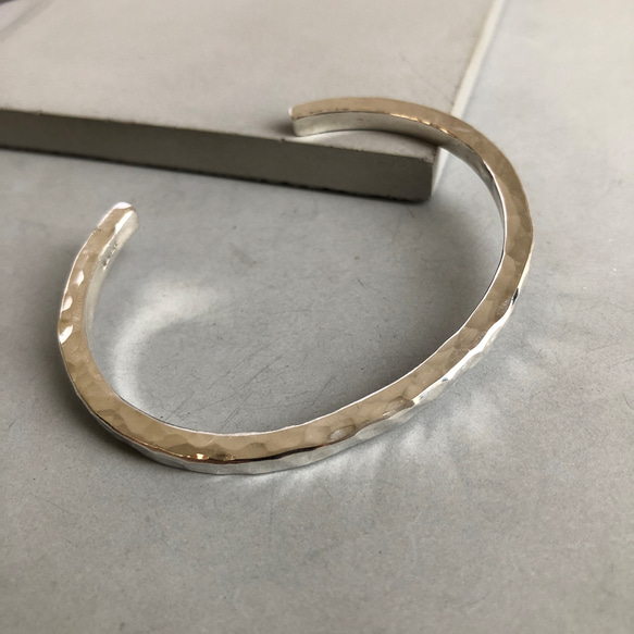 silver bangle 4mm /シルバー/バングル/槌目/シンプル/刻印 3枚目の画像