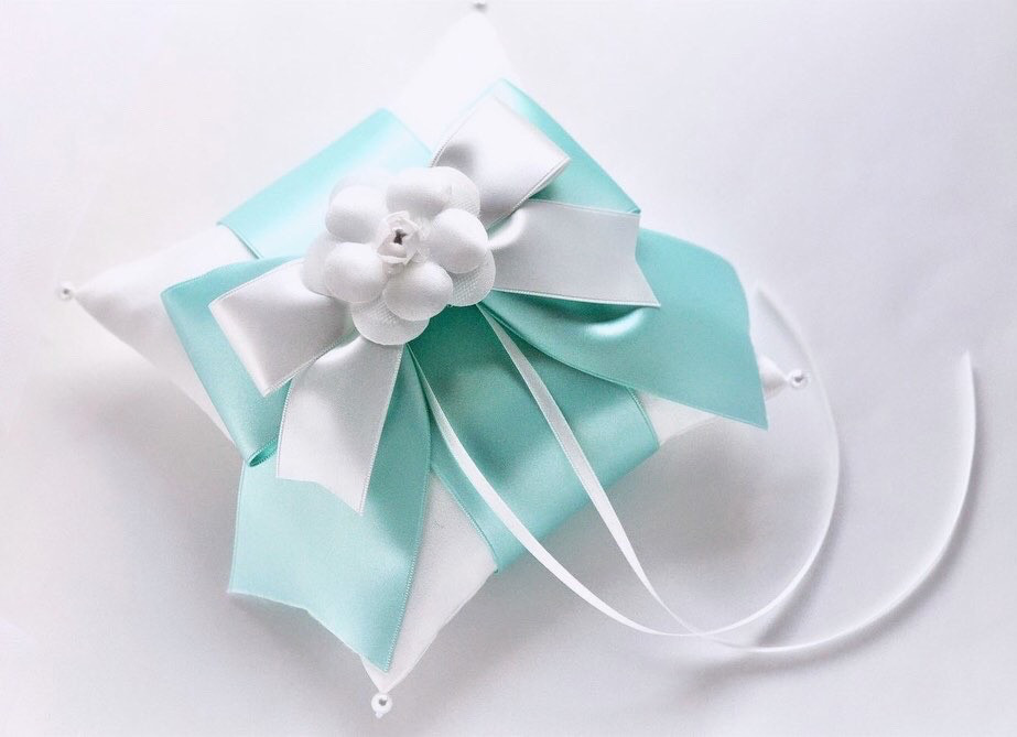【再販】♡ミントグリーン♡　ダブルリボン　カメリア付きリングピロー