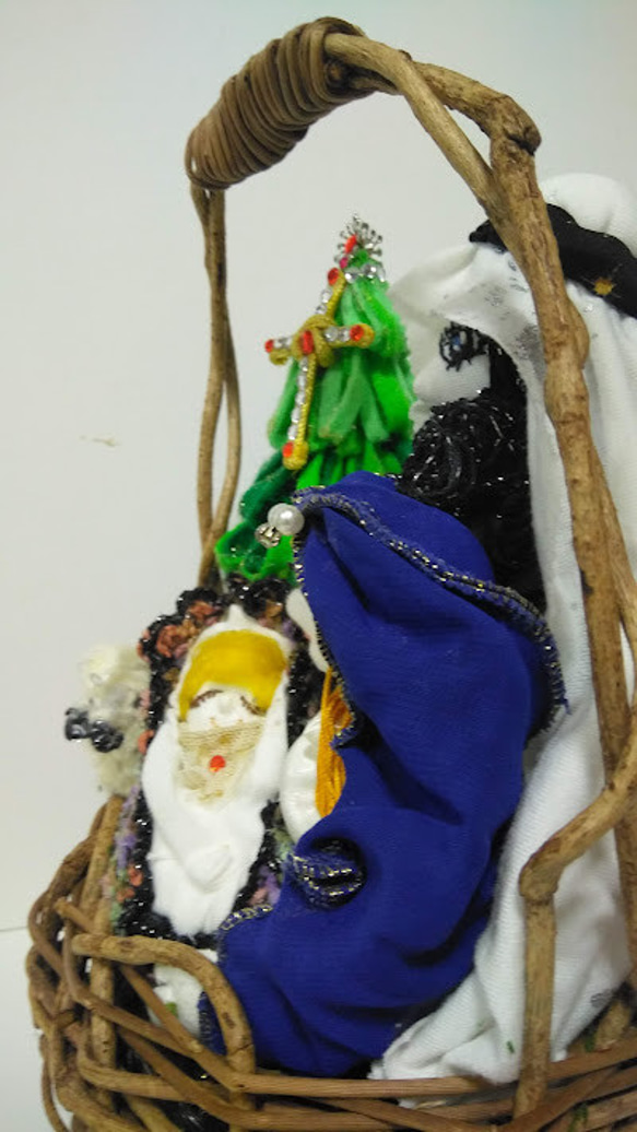 『聖家族』イエス降誕際　ベツレヘム　聖書　クリスマス　聖夜　十字架　子羊　パーティー　創作人形　プレゼント　 10枚目の画像