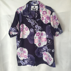 アロハシャツ　着物　リメイク　アンティーク　半袖　花　紫　ネイビー　 1枚目の画像