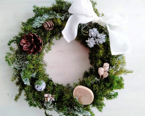 Noël xmas werath 冬の木の実や花々のリース Noël xmas werath 冬の木の実や花々のリース
