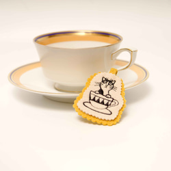 刺繍チャーム　CAT COFFEE　ハチワレ　バッグチャーム　グリーティングチャーム 1枚目の画像