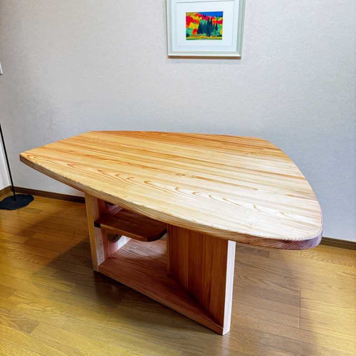 八溝杉175x135cm 厚材変形型テーブル(M21type) ダイニングテーブル