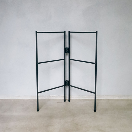 アイアンラック、アイアンシェルフ、持ち運び、収納に便利なバンド付き。 送料無料／[Folding Shelf]アイアンラック 折り畳みシェルフ
