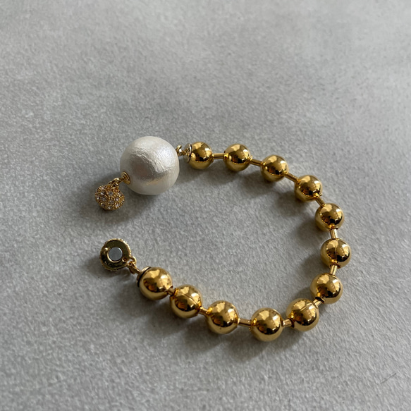 ball bracelet  gold  コットンパール & ボールチェーン 4枚目の画像