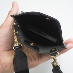 纖薄智慧型手機手拿包（星形金色/黑色）智慧型手機肩帶牛皮 第5張的照片