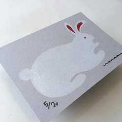 ウサギ　兎　木版画  ポストカードサイズ 2枚目の画像