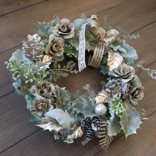 ウィンターリース 大人可愛い ローズ 寒色 インテリア 玄関 冬支度