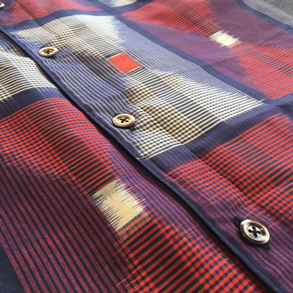 アロハシャツ　着物　リメイク　アンティーク　シルク　絹　絣 3枚目の画像
