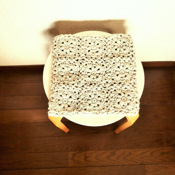 グラニースクエア角座 レトロ かぎ針編み ウール ニュアンスカラー