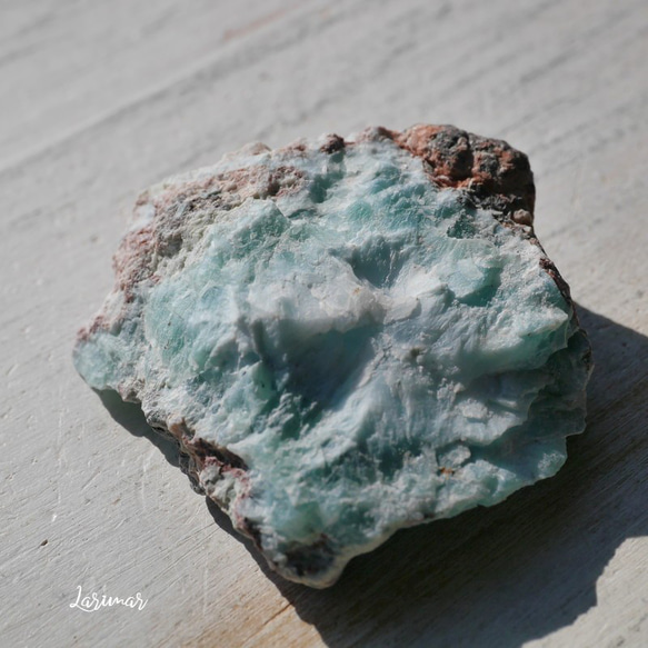 天然石ラリマー約42mm(ドミニカ共和国産)約27g 母岩付き原石ラフロック鉱物鉱石[lar-221208-07] 1枚目の画像