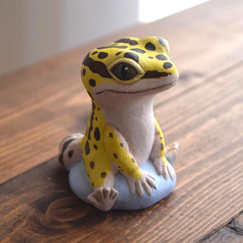 おすわりレオパ その他置物 もっちょこ 通販 15106365｜Creema