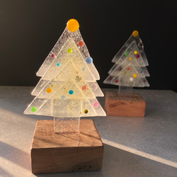 キラキラガラスのクリスマスツリー 3枚目の画像