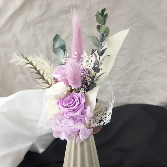 パープル系カラーのブーケ：ギフトにもおすすめ！ドライ・プリザーブドフラワーの立てたまま飾れる自立する花束 13枚目の画像