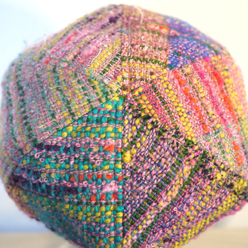 個性的】さをり織り カラフルベレー帽子 秋冬糸 2color ベレー帽