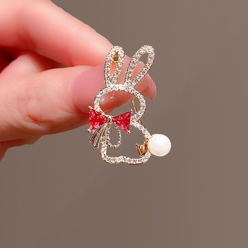 可愛 ウサギち スワロフスキー ブローチ【受注製作】 ブローチ YCHEN