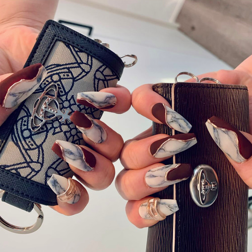 チップ種類、カラー変更可能》ニュアンス大理石ボルドーミラーアート