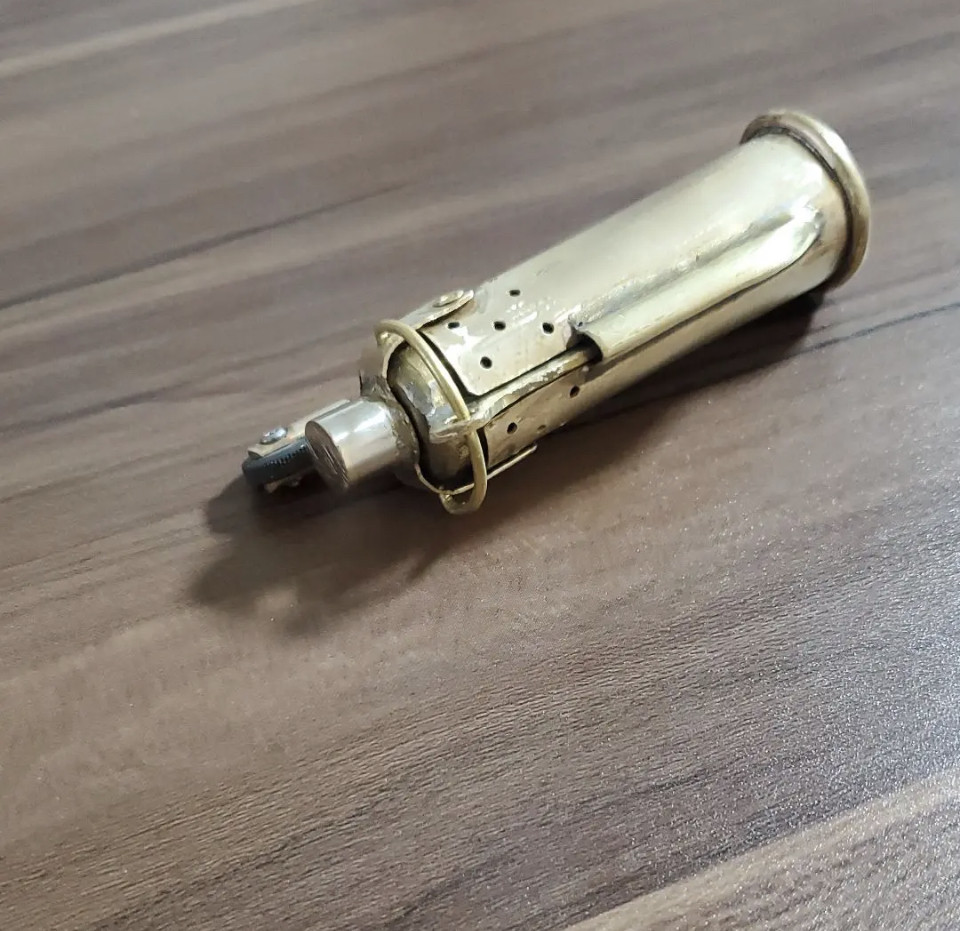 遺品整理品　アクセサリー、時計、ライター　1.8キロ超