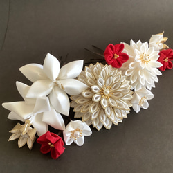 たけちゃん様オーダー つまみ細工 たけちゃん様オーダー つまみ細工 受注生産品】つまみ細工 -お雛様