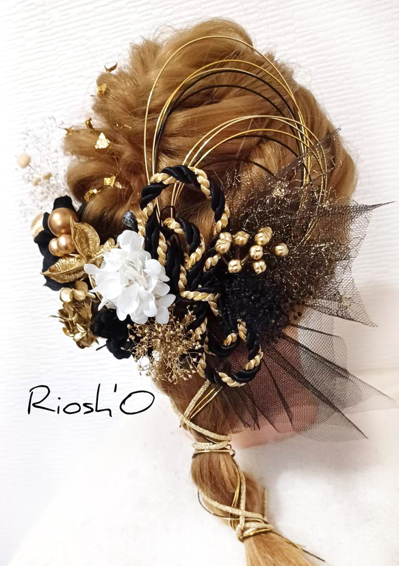 ゴールド×ブラック ドライフラワー 成人式 髪飾り ❀ 白黒金 和装 金箔 水引 振袖 モダン クール ヘッドドレス 3枚目の画像