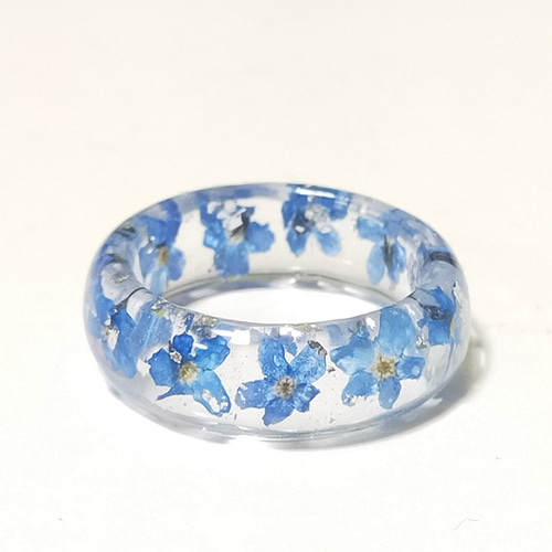 勿忘草のリング〜 ブルー 忘れな草 小花 水色 海 誕生日 ドライ