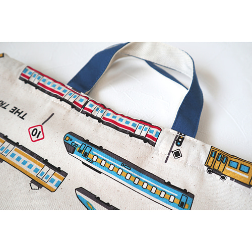 体操服袋 ・ お着替え袋 ／ 巾着 電車 新幹線（ブルー）男の子 裏布
