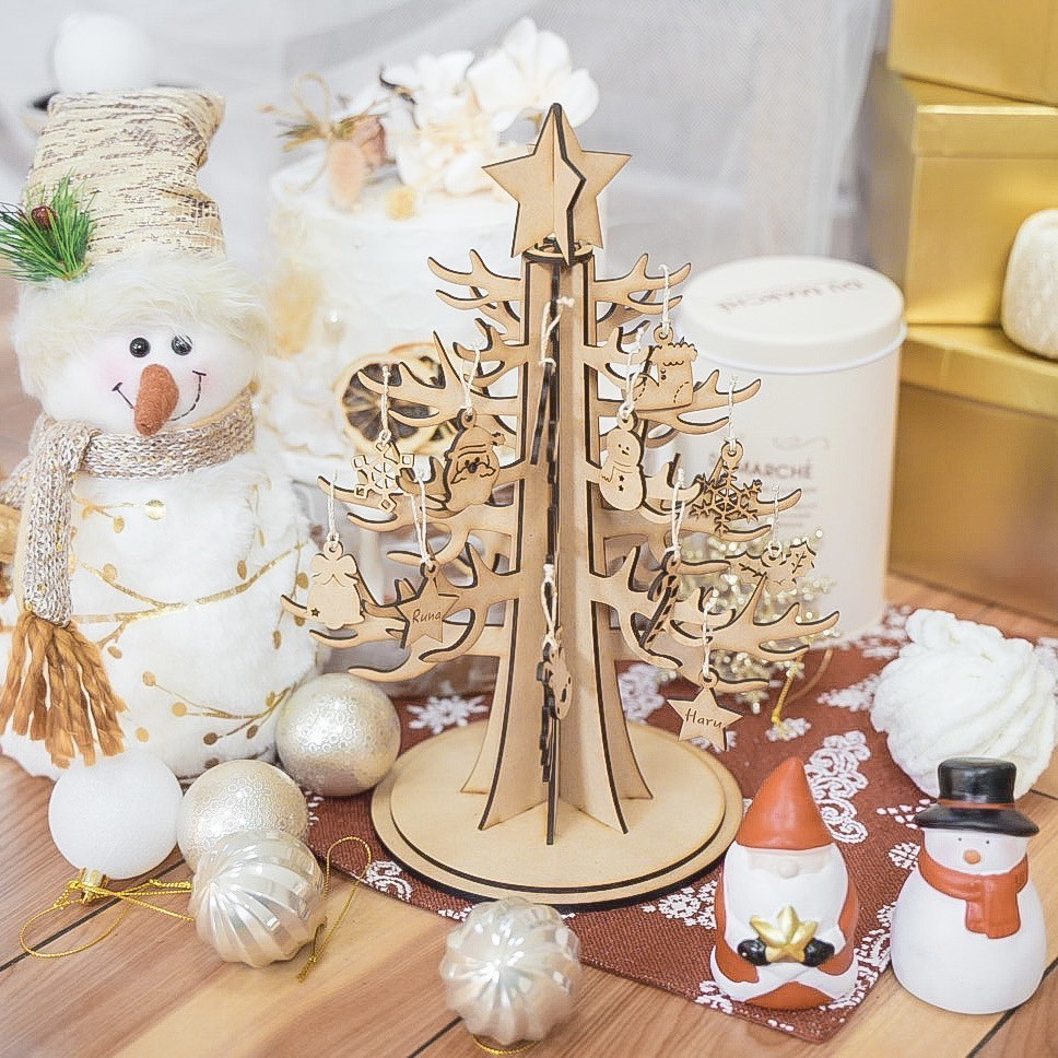 新品未使用【激レア】クリスマスオーナメント 1992年 雪の結晶 箱付きC 新品未使用【激レア】クリスマスオーナメント 1992年 雪の結晶 箱付きE