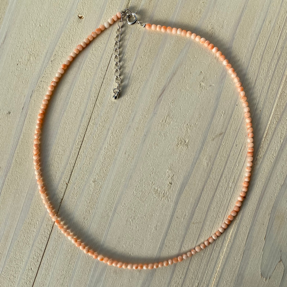 ファースト珊瑚に…ピンク色コーラル　華奢ネックレス　シルバーカラーアジャスター付 11枚目の画像