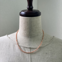 ファースト珊瑚に…ピンク色コーラル　華奢ネックレス　シルバーカラーアジャスター付 3枚目の画像