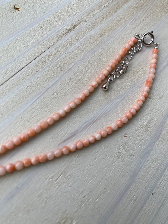 ファースト珊瑚に…ピンク色コーラル　華奢ネックレス　シルバーカラーアジャスター付 8枚目の画像