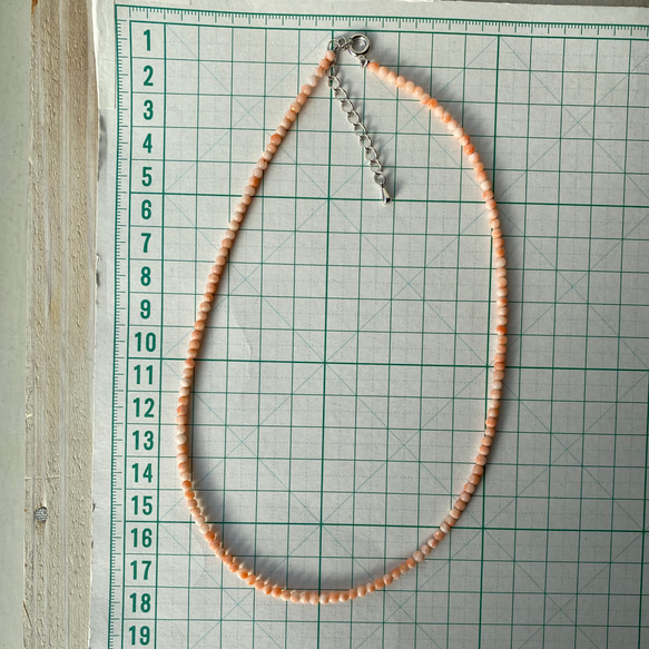 ファースト珊瑚に…ピンク色コーラル　華奢ネックレス　シルバーカラーアジャスター付 20枚目の画像