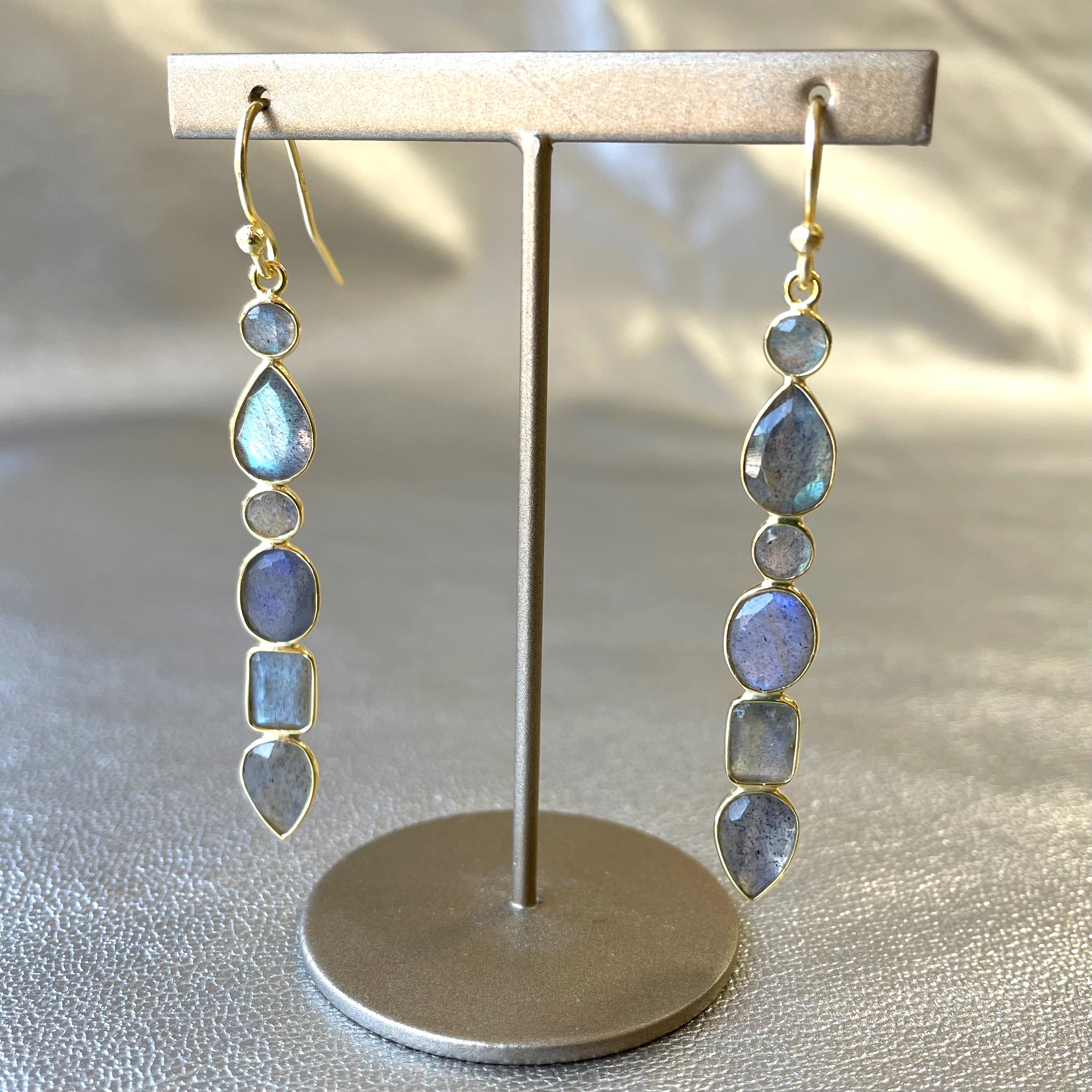 《SV925+K18YGコーティング》天然石ピアス◇ラブラドライト