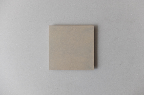 【補貨】一關張雪松方形小盤白/黑 第7張的照片