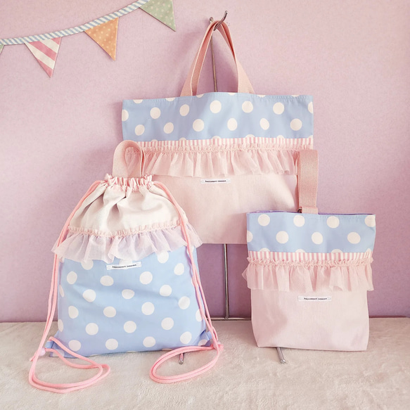 【3件套】●淡藍色荷葉邊課包●鞋盒●背包【尺寸可變】 第1張的照片