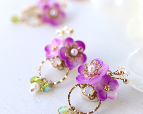 no.660 藤ビジューピアス　イヤリング　和風　成人式　着物　紫 no.660 藤ビジューピアス イヤリング 和風 成人式 着物 紫 楽天市場