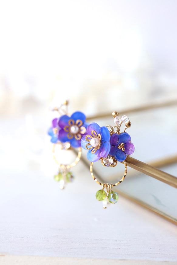 藍紫色梅花，華麗的穿孔耳環/耳環，推薦用於日本服裝♪ 第13張的照片