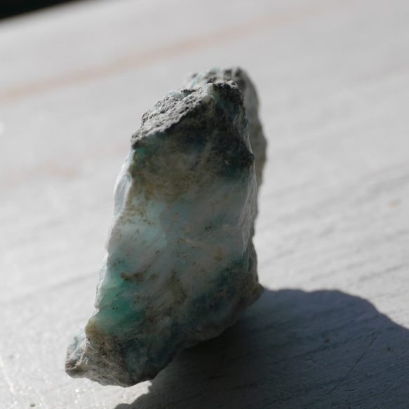 天然石ラリマー約40mm(ドミニカ共和国産)約35g 母岩付き原石ラフロック鉱物鉱石[lar-221209-10] 6枚目の画像