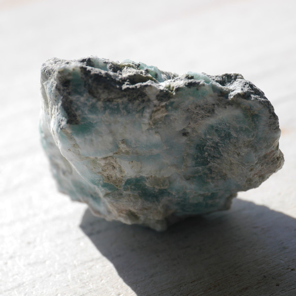 天然石ラリマー約40mm(ドミニカ共和国産)約35g 母岩付き原石ラフロック鉱物鉱石[lar-221209-10] 4枚目の画像