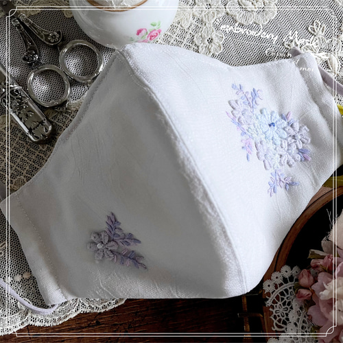 3か所ワイヤー入 4枚重ね 上品 立体 花柄 手刺繍 マスク 鼻ワイヤー 38 